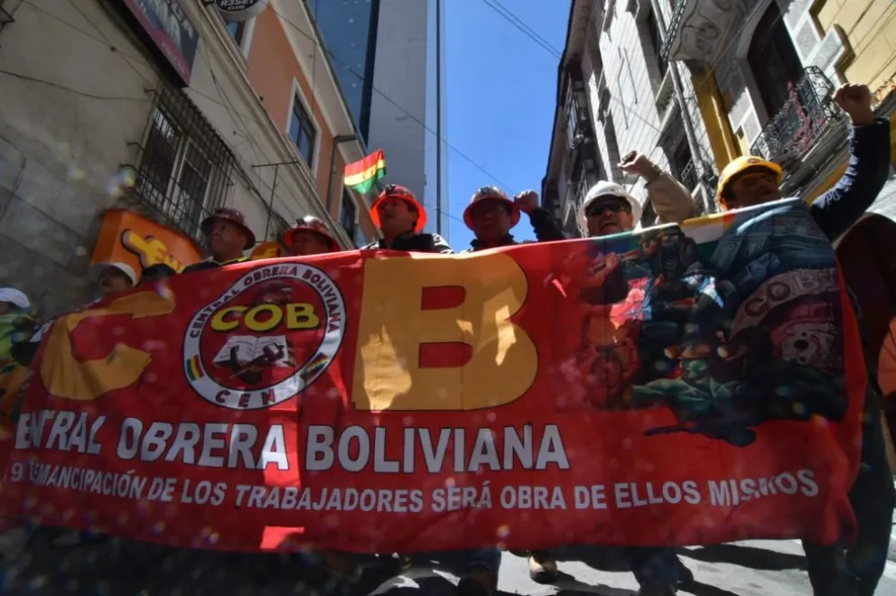 Instituciones que aglutinan a los empresarios privados rechazan la demanda de un incremento salarial del 20 %, planteada por la Central Obrera Boliviana (COB) en su pliego petitorio al Gobierno. Foto: APG