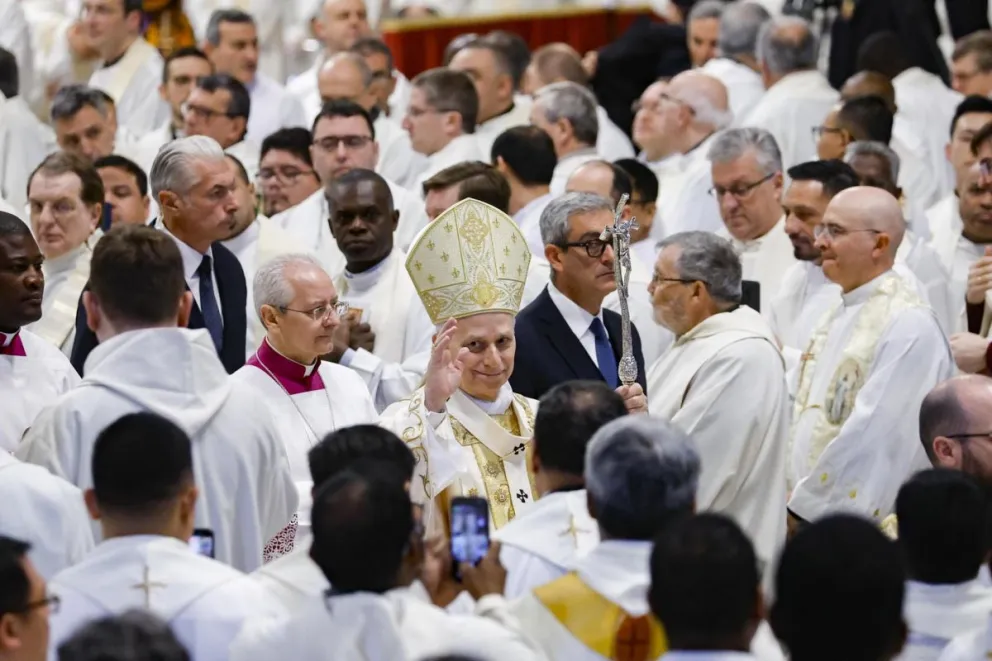 El papa León XIV durante la celebración de la misa del Jueves Santo en Roma. Foto: EFE