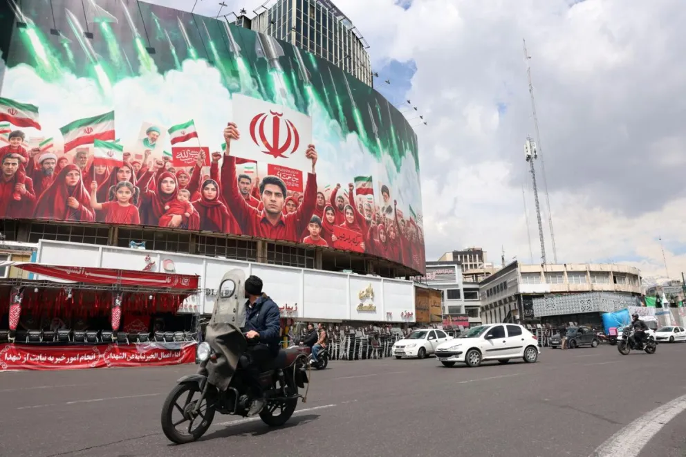 Imagen del 6 de abril de una calle en Teherán. Foto: EFE