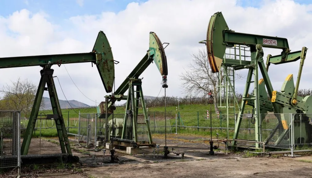 Bombas de petróleo en Knoeringen cerca de Landau (sureste) en Alemania. Foto: EFE
