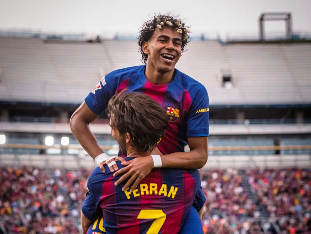 La celebración de Ferrán y Yamal en el juego de este sábado Foto: FCB