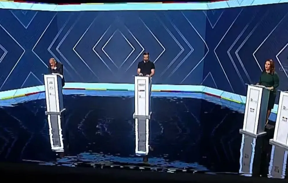 Una imagen del debate realizado en Santa Cruz