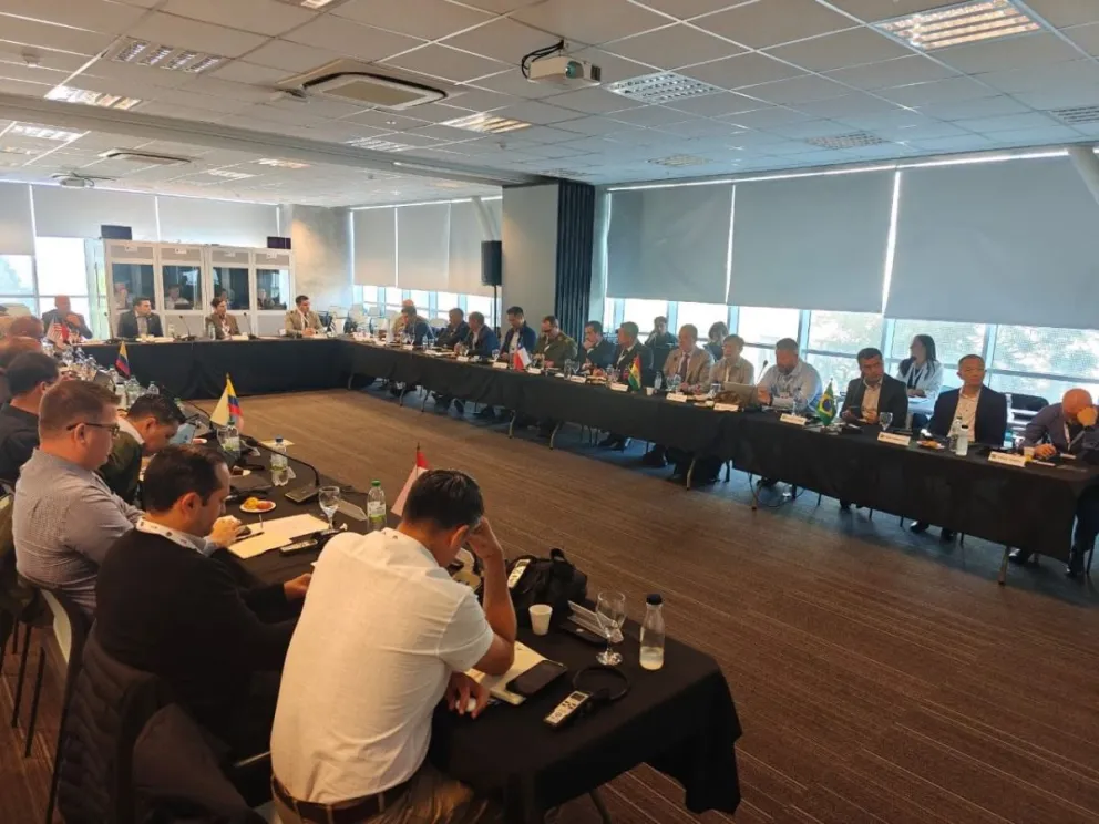 Bolivia participó en la Segunda Reunión de Coordinación Regional de la División Cono Sur, organizada por la DEA, en Montevideo, Uruguay. Foto: ABI