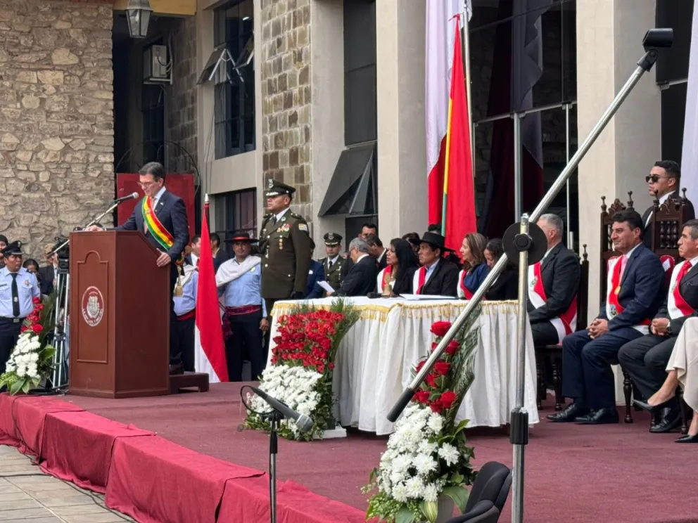El presidente Rodrigo Paz en el acto de Tarija. Foto: Gobierno 