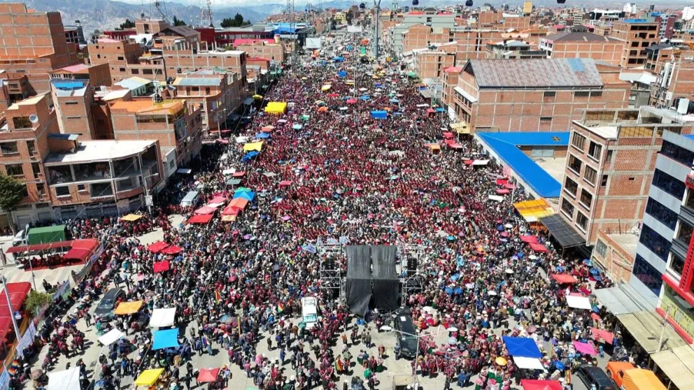 Una vista del cabildo del sábado 11. Foto: RRSS del senador Condori 