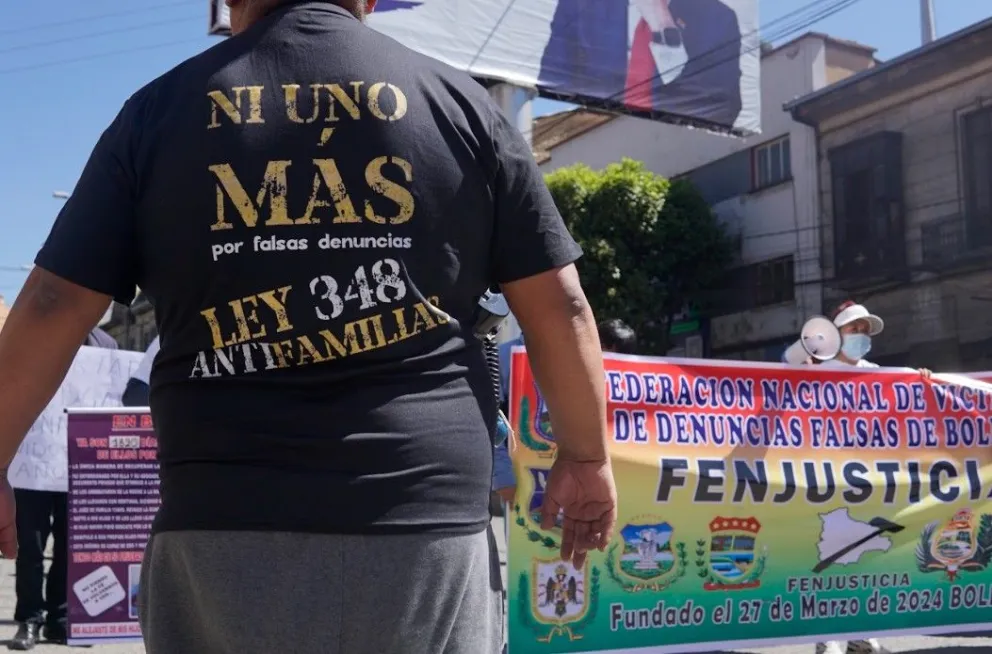 En una movilización convocada a través de redes sociales en La Paz, realizada el 9 de septiembre de 2025, por el denominado Día Mundial contra las Falsas Denuncias. Foto: José Fernández