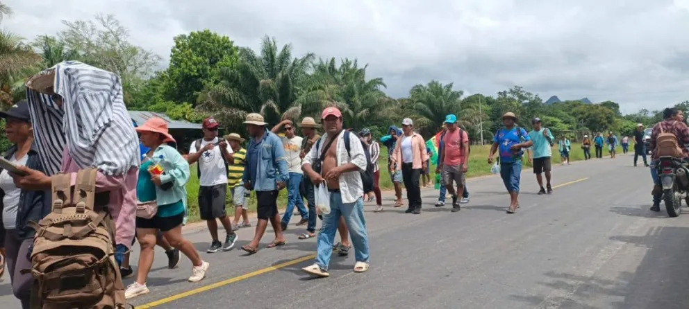 Marcha campesina e indígena hacia La Paz. Foto archivo: Sena Noticias