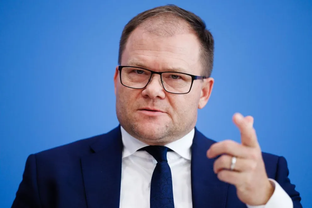 El ministro alemán de Medio Ambiente, Carsten Schneider. Foto: EFE 