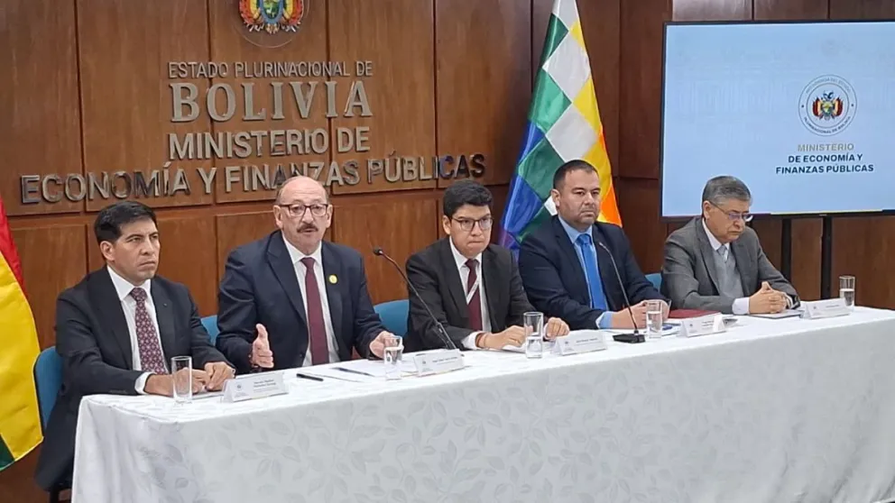 Autoridades del Gobierno fijan posición sobre el fallo contra Bolivia por $us 105 millones. Foto: Visión 360 