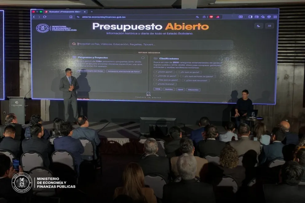 La presentación del PGE-2026 que realizó el ministro de Economía, Gabriel Espinoza. Foto: Ministerio de Economía/Facebook