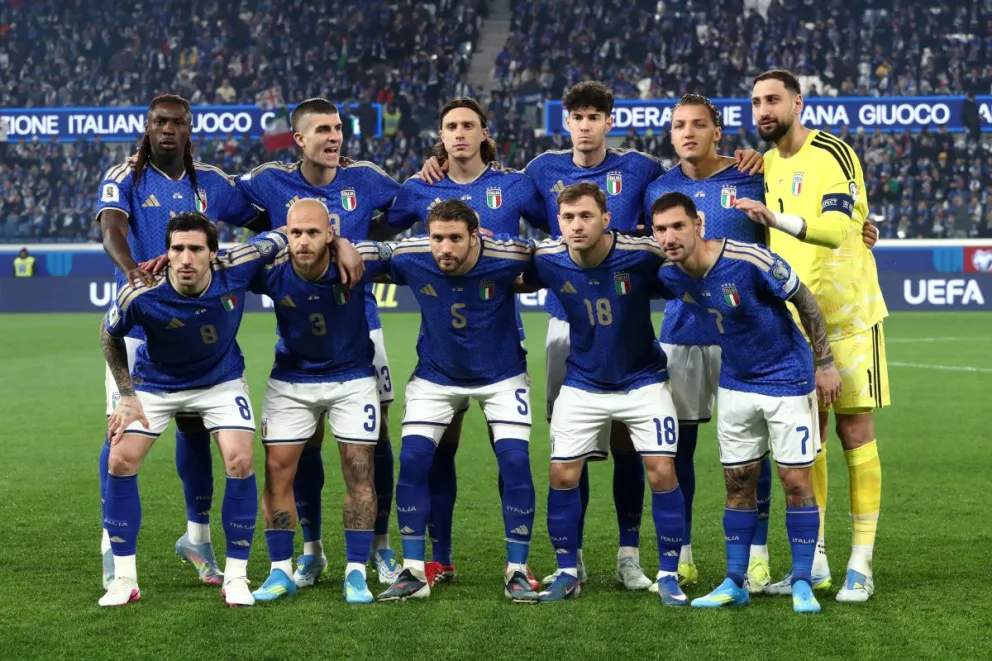 El plantel italiano precio a un partido. Foto: Selección italiana. 