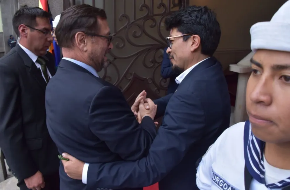 Los cancilleres de Chile, Francis Pérez Mackenna, y de Bolivia, Fernando Aramayo. Foto: Marka Registrada 
