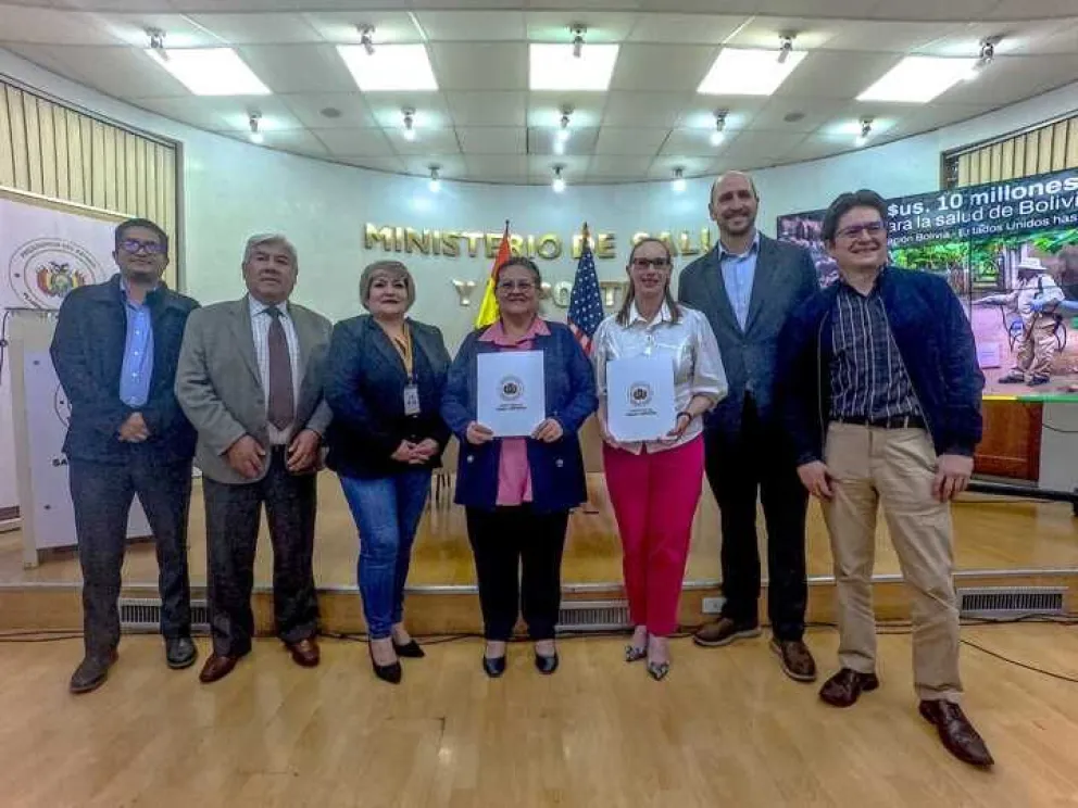 Bolivia y EEUU firmaron un memorando de cooperación. Foto: Ministerio de Salud 