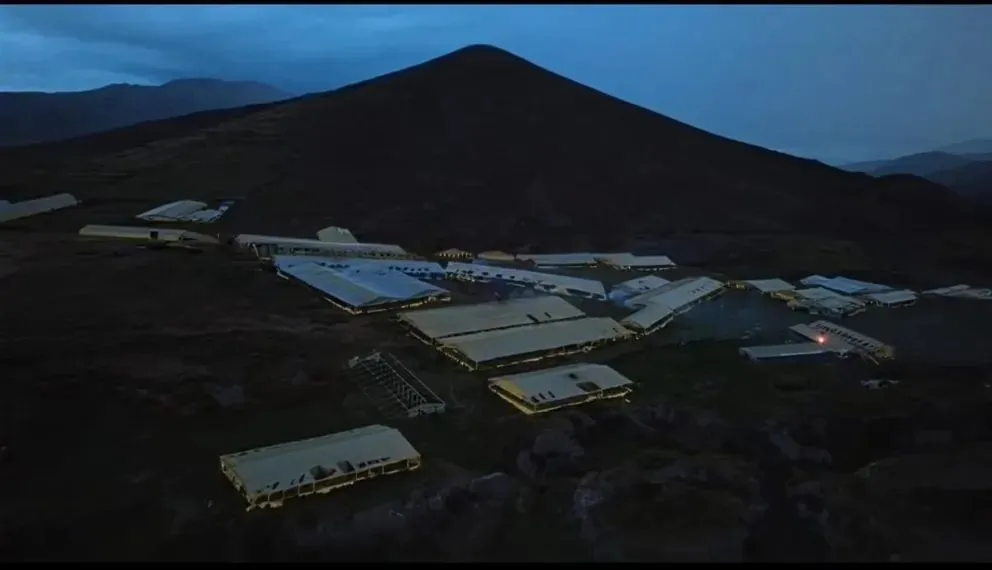La cantidad de carpas solares con plantaciones de marihuana en Machacamarca. Foto archivo