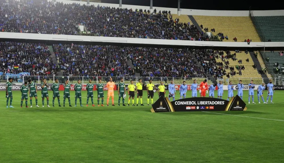La previa al partido entre Bolívar y Palmeiras en el Siles en abril de 2025. Foto: Club Palmeiras.