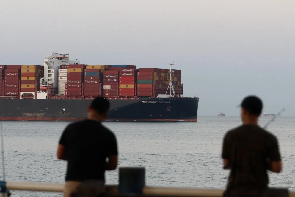 Un buque en transito en el Canal de Panamá este martes, en Ciudad de Panamá (Panamá). Foto: EFE