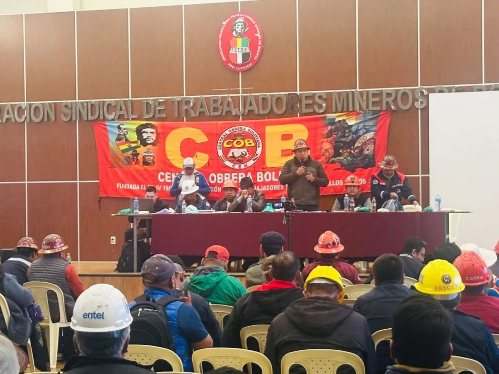 El ampliado de la COB, el martes. Foto: Visión 360