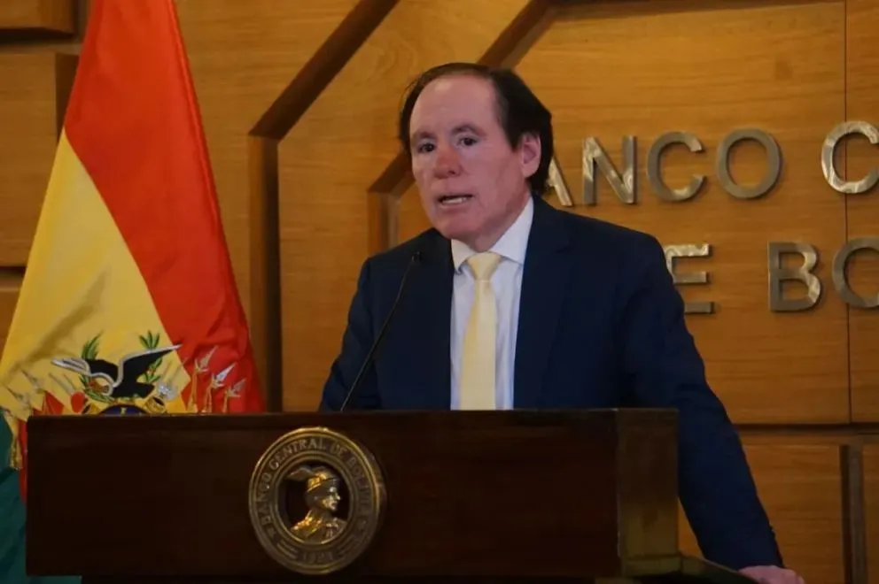 "Queremos ir hacia el punto bajo y lograr una inflación, definitivamente no va a ser de un dígito en este año, pretendemos para el próximo año, y en este año lograr una tasa de inflación cercana al 15%”. Foto: APG