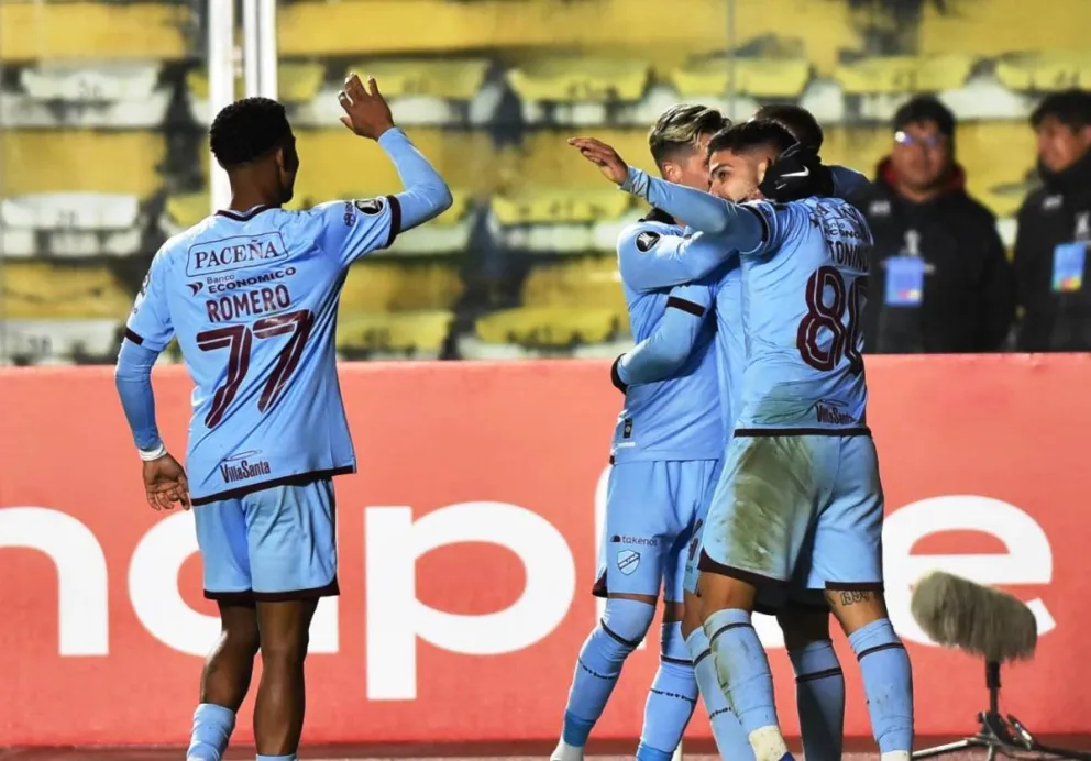 Celebración académica luego de conseguir el segundo gol ante Fluminense. Foto: Marka Registrada
