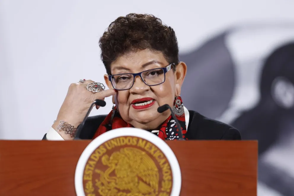 La fiscal general de la República, Ernestina Godoy, habla en una rueda de prensa en Palacio Nacional de la Ciudad de México (México). Imagen de archivo. Foto: EFE