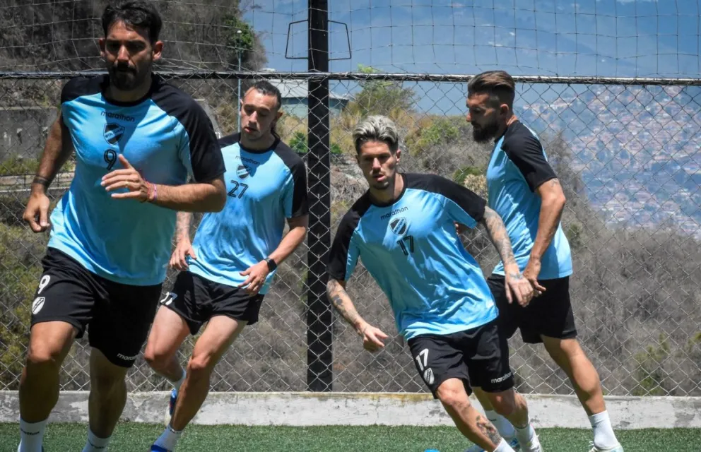 Cauteruccio, Gariglio, Rodríguez y Echavarría del cuadro académico. Foto: CB