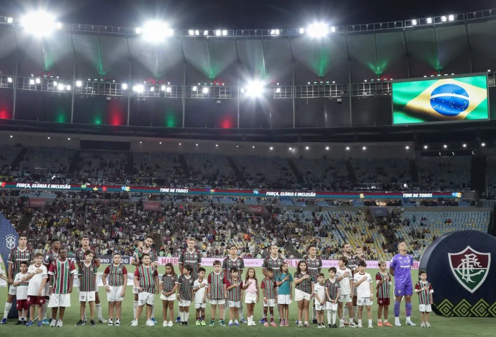 Equipo de Fluminense en un partido disputado en el estadio Maracaná, donde recibirá a Bolívar. Foto:CAF