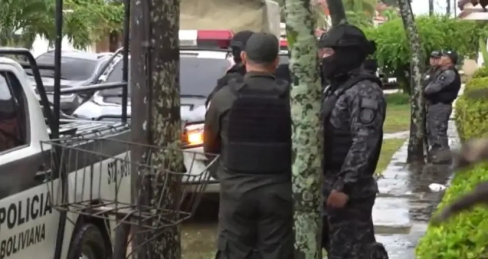 Operativo desplazado en la zona del secuestro. Foto: Captura de imagen DTV