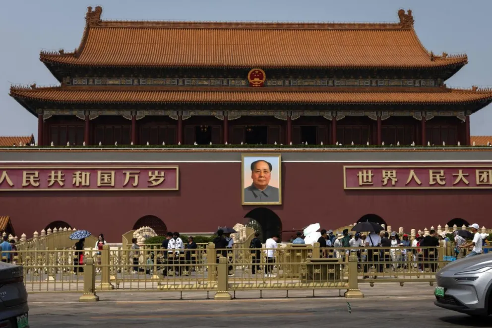 Medidas de seguridad en la Plaza de Tiananmen antes de la llegada del presidente de los Estados Unidos, Donald Trump, a la capital china para reunirse con su homólogo, Xi Jinping. Foto: EFE 