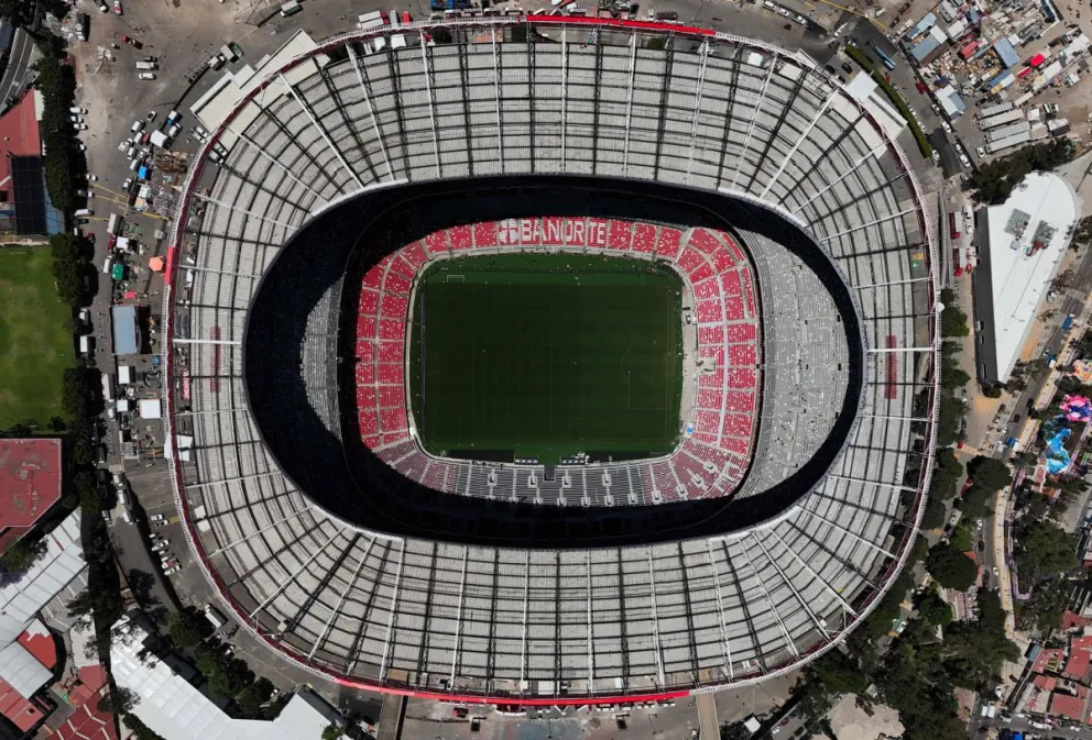 Imagen aérea del Estadio Azteca (Banorte) en Ciudad de México. Foto: EFE.