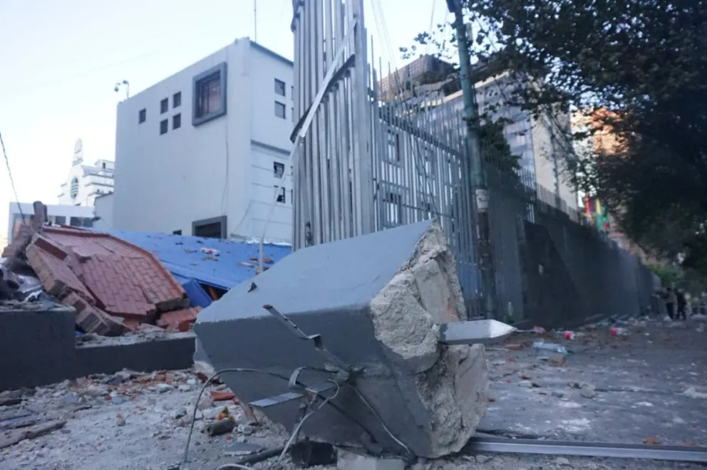 Los maestros rurales provocaron destrozos en la infraestructura del Ministerio de Educación. Foto: APG