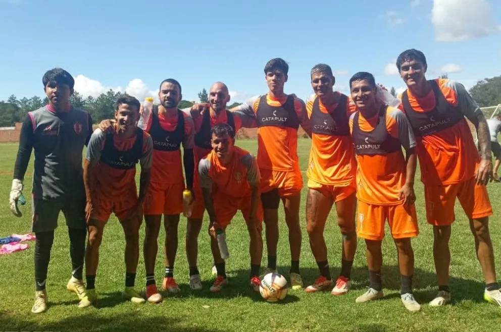 Jugadores de Tomayapo a la conclusión de uno de sus entrenamientos. Foto: Club Real Tomayapo