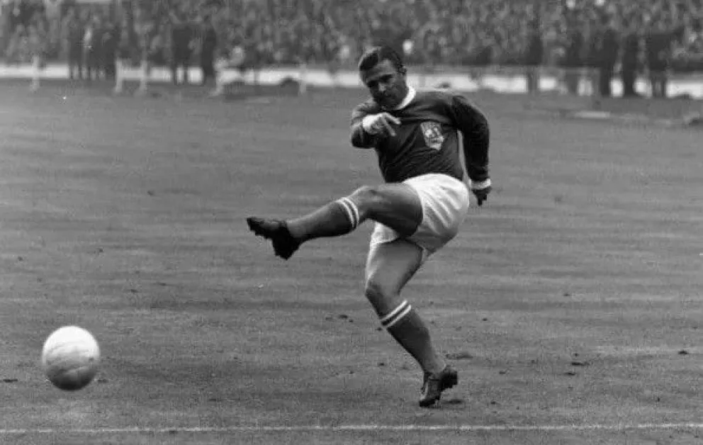 Ferenc Puskás con la camiseta de Hungría. Foto: archivo digital