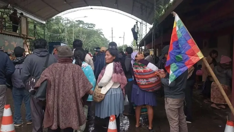 Cocaleros toman las instalaciones de Umopar en Villa Tunari. Fuente: Tropinoticias