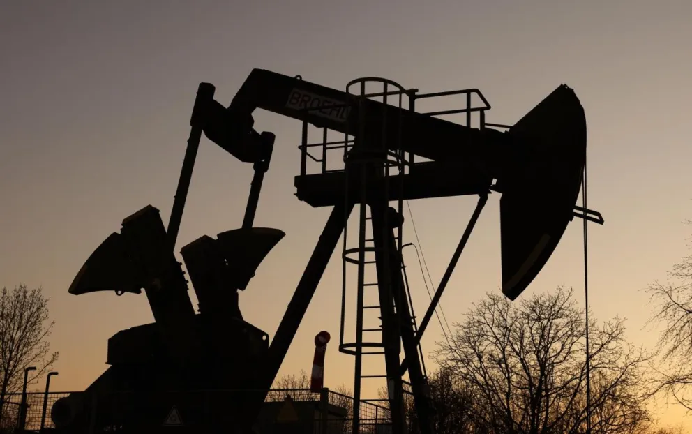 Una bomba de petróleo en Walsheim, cerca de Landau, en el suroeste de Alemania. Foto: EFE