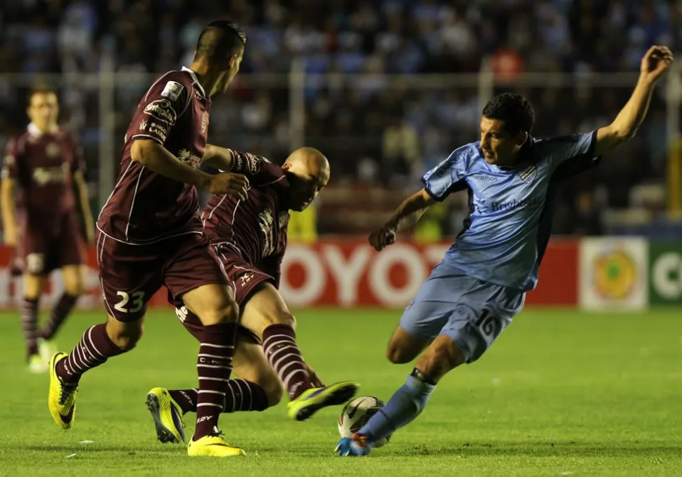 Incidencia del partido que Bolívar le ganó a Lanús en el Hernando Siles en 2014. Crédito: EFE