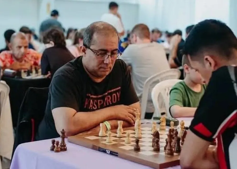 El MI Jonny Cueto participa de un torneo. Foto: Federación Boliviana de Ajedrez