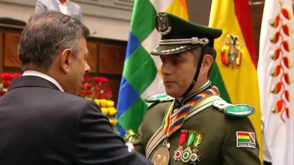 El presidente del Senado, Diego Ávila y el vicepresidente del Estado, Edmand Lara. Foto: Red Uno