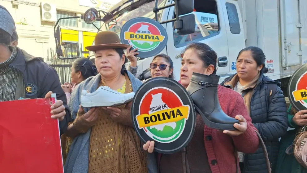 Las productoras durante el pronunciamiento que emitieron. Foto: Visión 360 