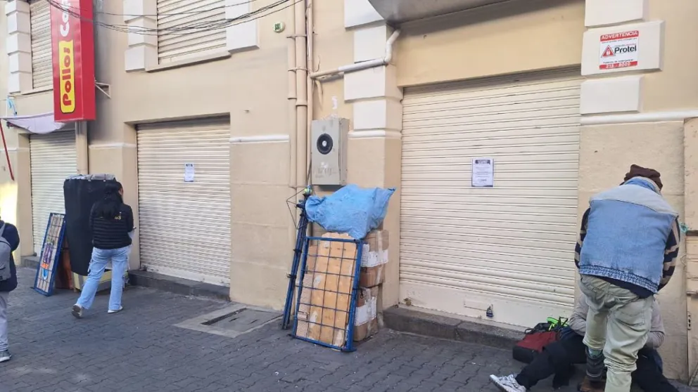 Negocios cierran por falta de insumos en medio de los bloqueos. Foto: Visión 360