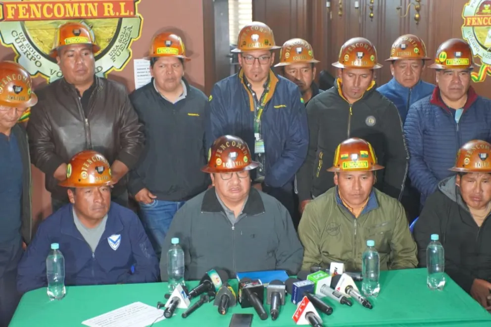 La Federación Nacional de Cooperativas Mineras demanda soluciones a los conflictos sociales que están "desangrando" al país. Foto APG