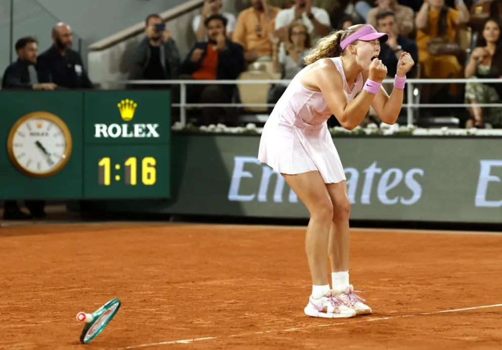 Andreeva celebra su victoria en la ronda de semifinales. Foto: EFE.