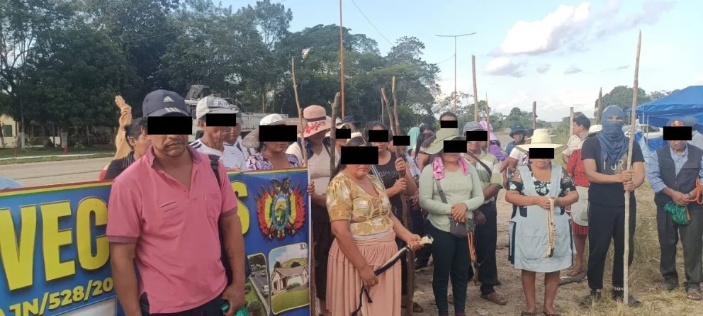 Uno de los puntos de bloqueos en el Trópico de Cochabamba, en una imagen referencial. Foto: RKC