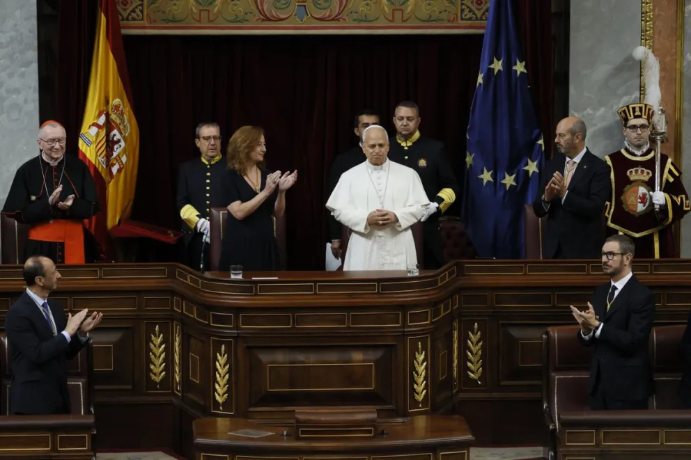 El papa León XIV pronuncia este lunes en el hemiciclo del Congreso de los Diputados un esperado e histórico discurso durante su visita a España. Foto: EFE
