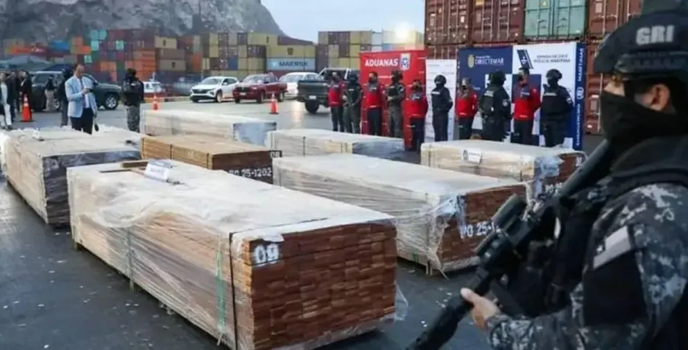 El caso se originó tras el decomiso en Chile de 108 toneladas de cocaína y ketamina camufladas en madera con destino a Europa, una de las mayores incautaciones de la región. Foto: Unitel