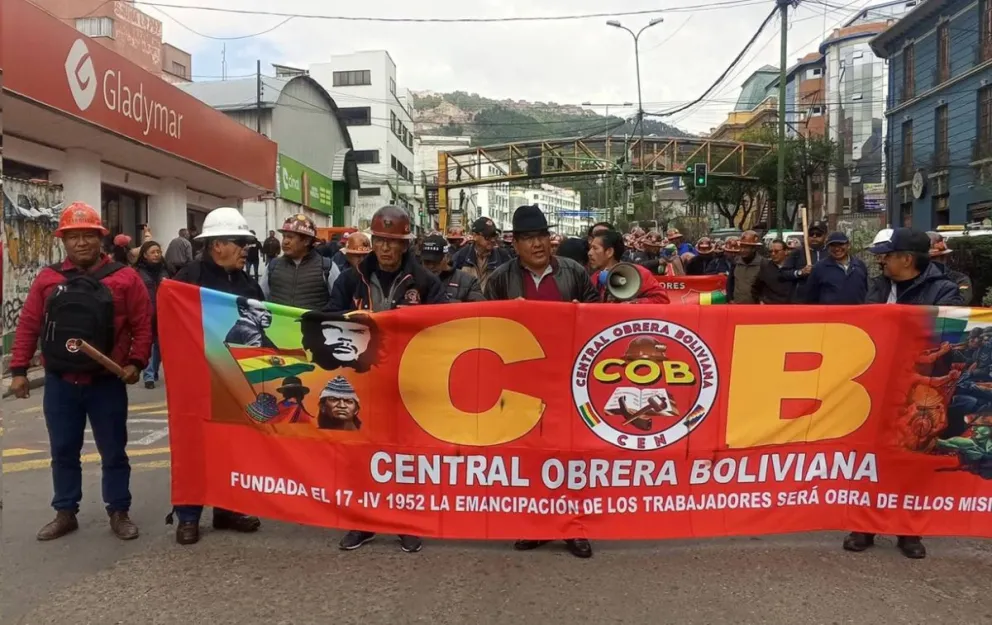 La Central Obrera Bolivia y la Federación de Campesinos Túpac Katari se abren al diálogo y piden una agenda de trabajo al Gobierno. Foto: Erbol