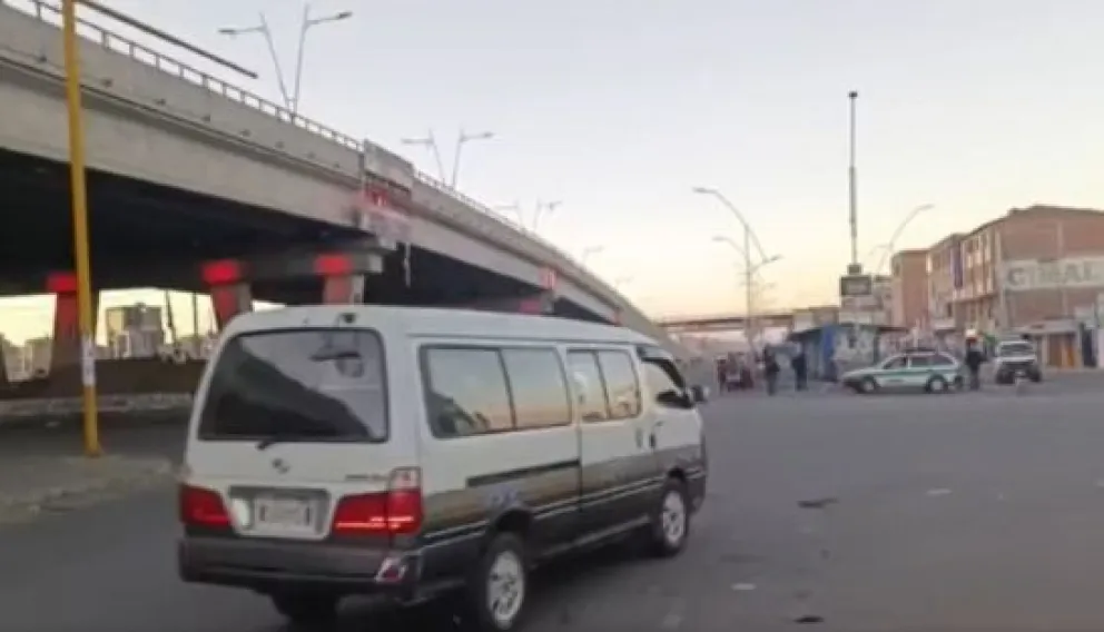 Relativa normalidad en la carretera camino a Oruro, donde la semana pasada los bloqueos fueron contundentes. Foto: Captura de imagen