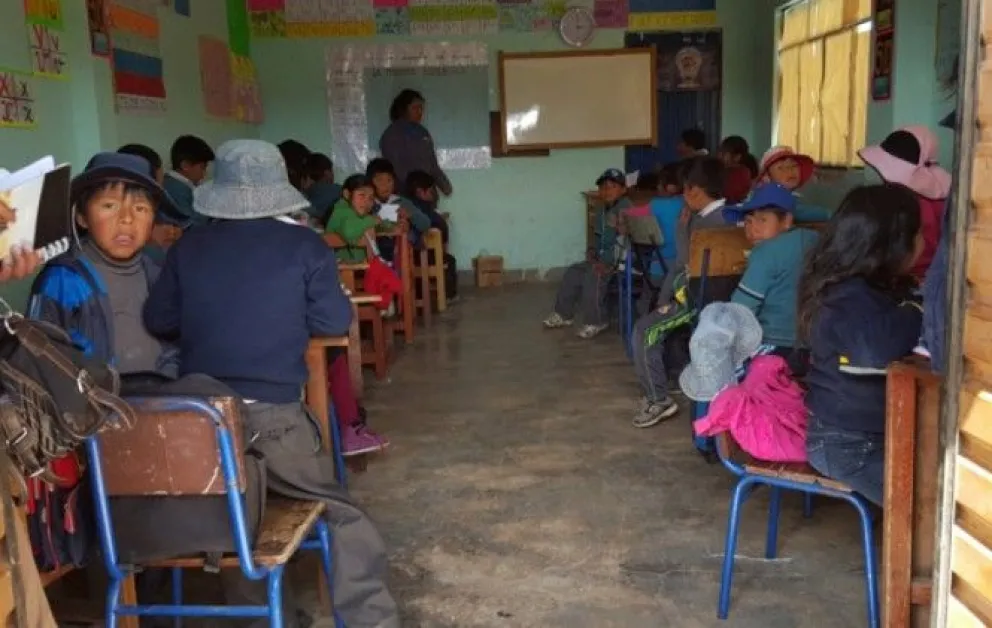 Las clases en las provincias de La Paz se realizan en las modalidades presencial y a distancia. Foto Urgente.bo