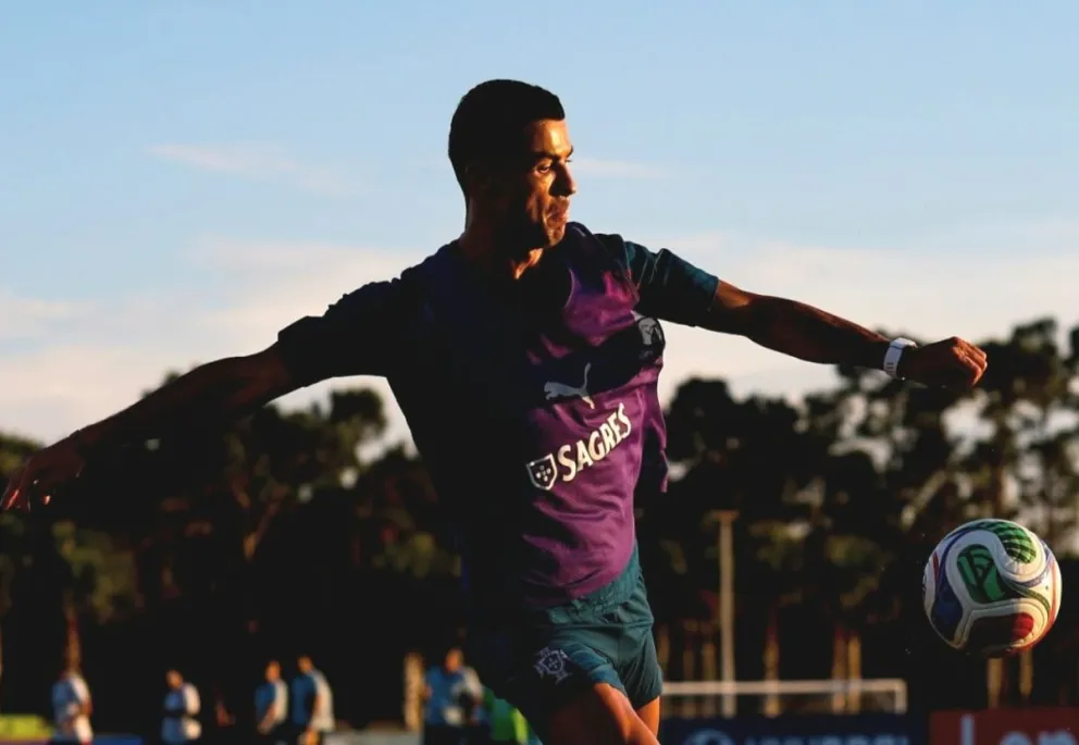 Cristiano durante una práctica con el plantel luso. Foto: Selección de Portugal.