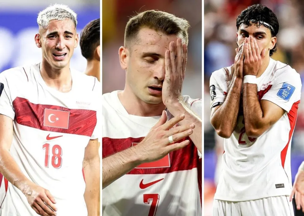 El lamento de los jugadores después de perder con Paraguay y quedar eliminados del Mundial. Fotos: BRF y EFE