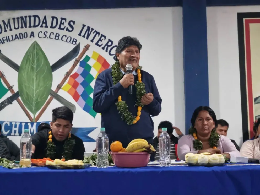 Evo Morales en una reunión con sus seguidores. Foto: RRSS del exmandatario 